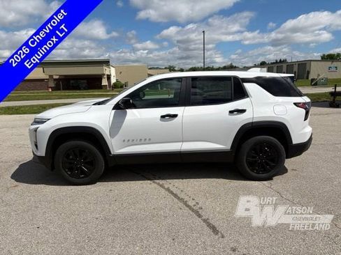 New 2026 Chevrolet Equinox LT w/ Convenience Package II FWD image 2