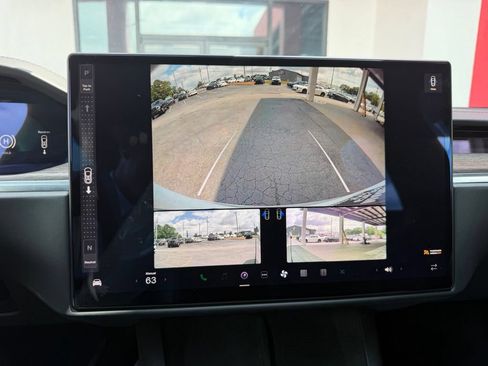Used 2023 Tesla Model X AWD/4WD image 18