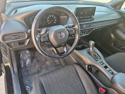 Certified 2024 Honda HR-V Sport image 11