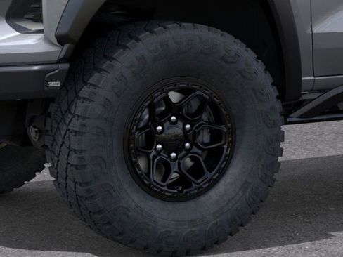 New 2026 Chevrolet Colorado ZR2 w/ ZR2 Bison Edition image 9