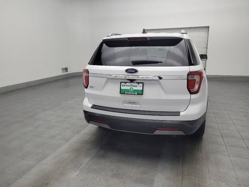 Used 2019 Ford Explorer XLT w/ Class III Trailer Tow Package image 7