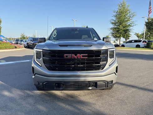 Used 2025 GMC Sierra 1500 Elevation AWD/4WD image 3