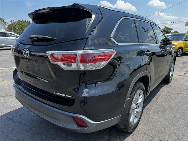 Used 2015 Toyota Highlander Limited AWD/4WD image 7