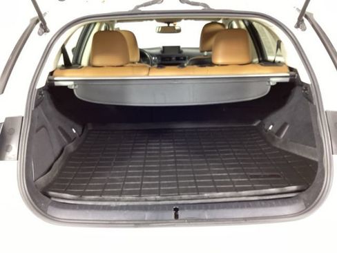 Used 2016 Lexus CT 200h w/ Navigation Package FWD image 13