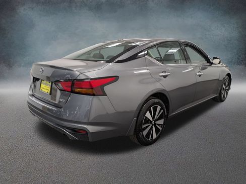 Used 2021 Nissan Altima 2.5 SL AWD/4WD image 4