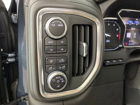 Used 2021 GMC Sierra 1500 Denali w/ Denali Ultimate Package AWD/4WD image 29