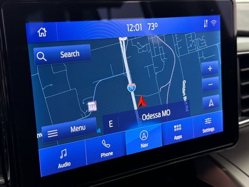 Used 2021 Ford Explorer XLT image 30