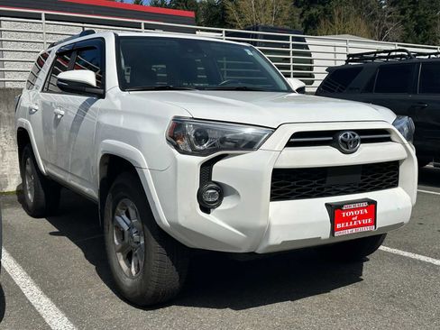 Used 2023 Toyota 4Runner SR5 Premium w/ Moonroof Package image 3