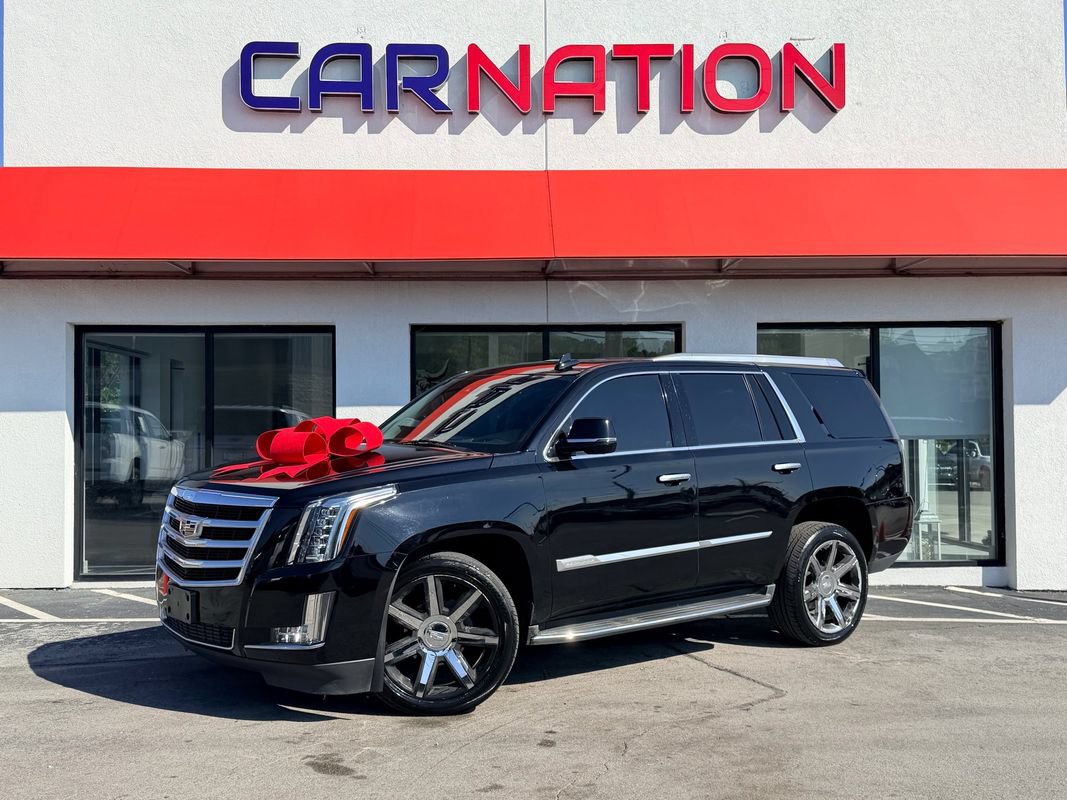 Used 2016 Cadillac Escalade Luxury AWD/4WD image 2