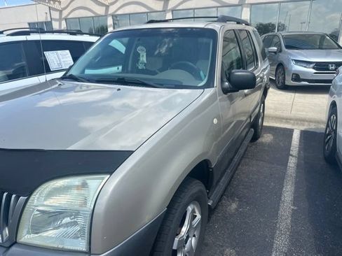 Used 2005 Mercury Mountaineer AWD V8 image 6