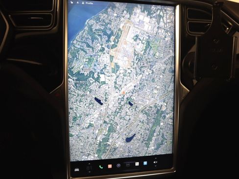 Used 2014 Tesla Model S 60 image 13