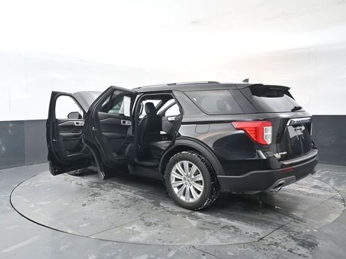 Used 2020 Ford Explorer Limited image 32