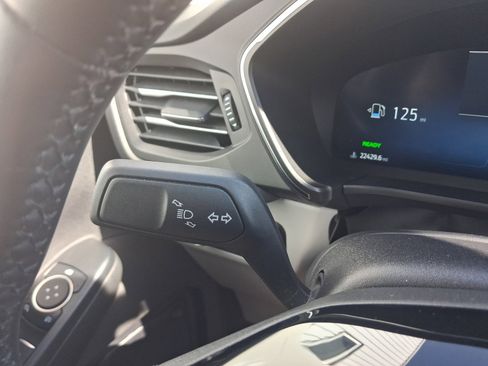 Used 2023 Ford Escape Platinum w/ Premium Technology Package image 22