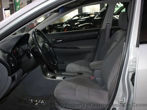 Used 2003 MAZDA MAZDA6 i image 12