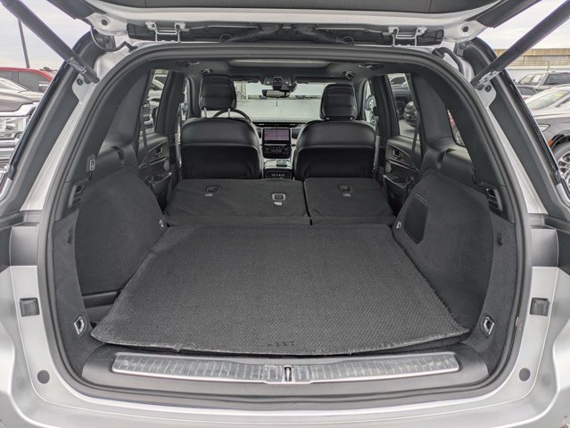 Certified 2025 Jeep Grand Cherokee Summit w/ Obsidian Package AWD/4WD image 12