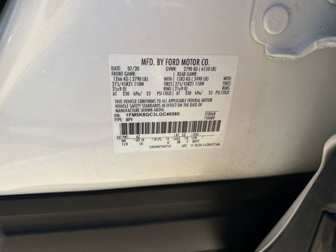 Used 2020 Ford Explorer ST w/ ST Street Pack image 32