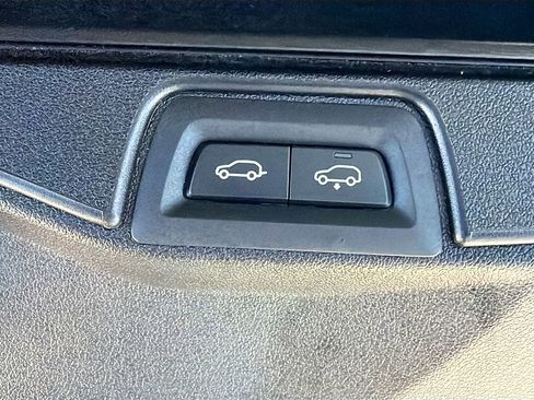 Certified 2025 BMW X5 xDrive50e image 46