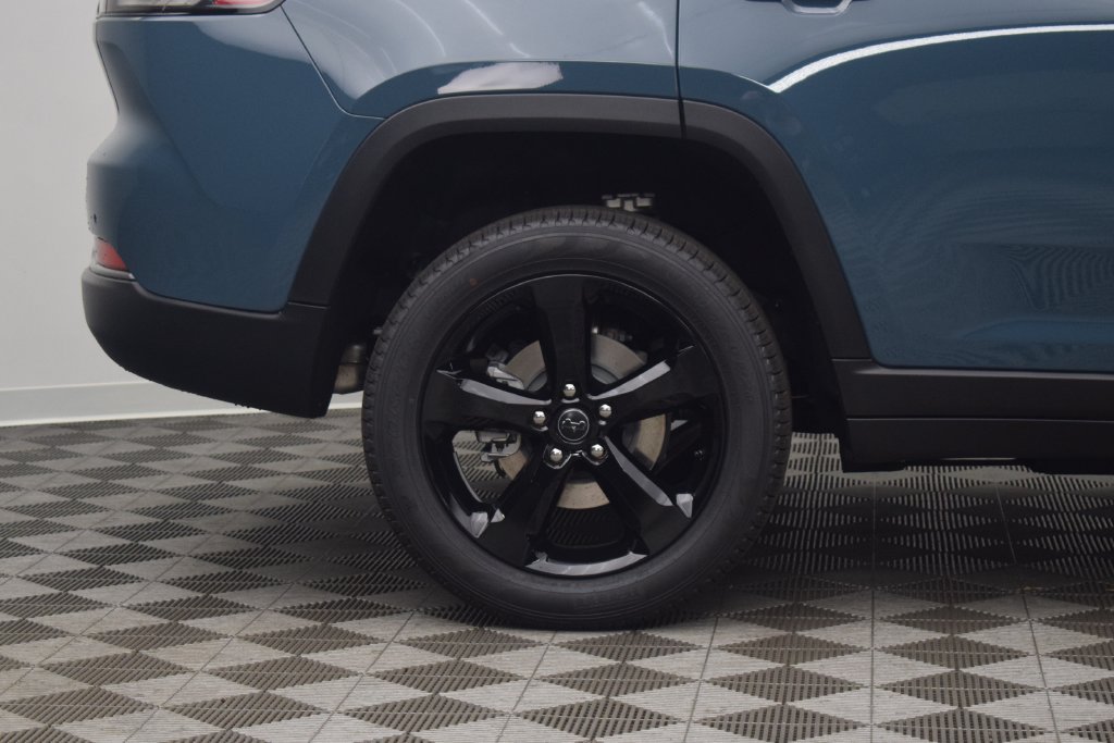 New 2027 Jeep Grand Cherokee Limited AWD/4WD image 8