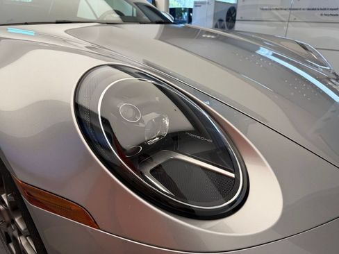 Certified 2020 Porsche 911 Carrera RWD image 29