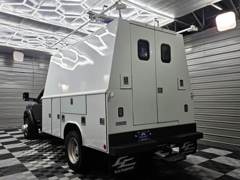 Used 2021 RAM 5500 Tradesman RWD image 8