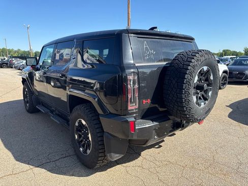 Used 2024 GMC Hummer EV 3X w/ Extreme Off-Road Package AWD/4WD image 2