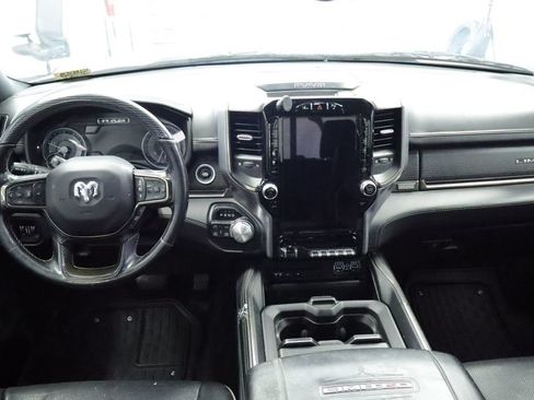 Used 2019 RAM 1500 Limited AWD/4WD image 17