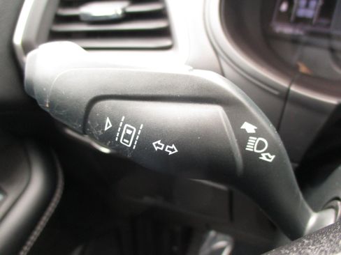 Used 2024 Ford Edge Titanium AWD/4WD image 18
