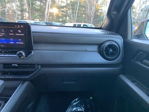 Certified 2023 Chevrolet Colorado Trail Boss w/ Advanced Trailering Package image 17