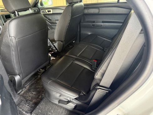 Used 2021 Ford Explorer 4WD Police Interceptor image 5