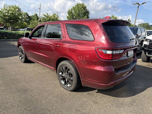 Used 2022 Dodge Durango R/T w/ Blacktop Package RWD image 2
