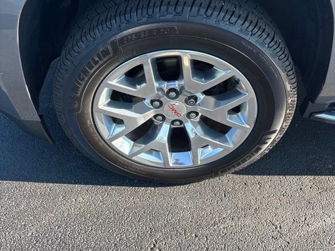 Certified 2020 GMC Yukon SLE w/ SLE Value Package AWD/4WD image 10