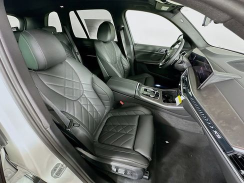 Used 2025 BMW X5 xDrive40i image 36