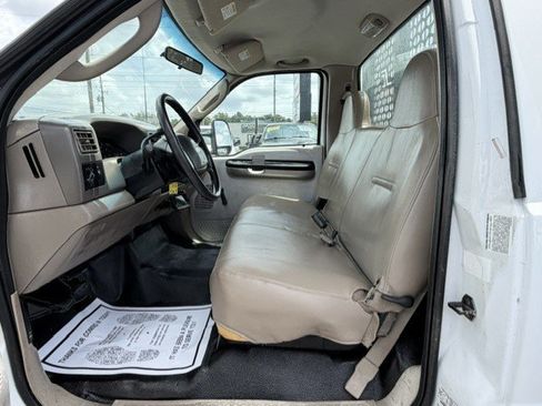 Used 2003 Ford F350 XL RWD image 12