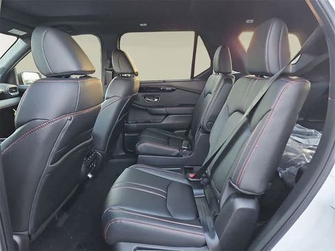 New 2026 Honda Pilot TrailSport image 6