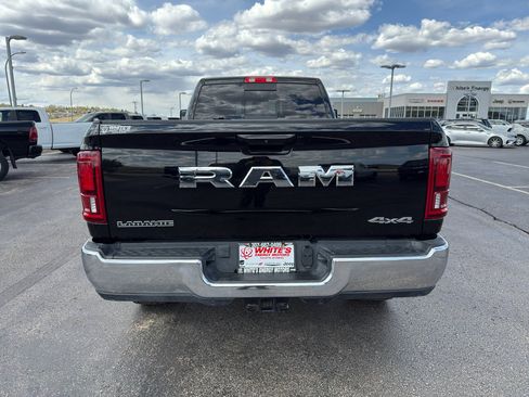 Used 2025 RAM 2500 Laramie AWD/4WD image 6