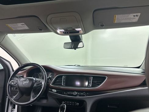 Used 2018 Buick Enclave Avenir w/ Avenir Technology Package image 24