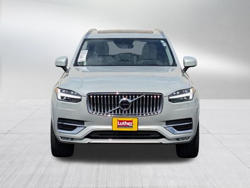 Used 2022 Volvo XC90 T6 Inscription w/ Advanced Package AWD/4WD image 2