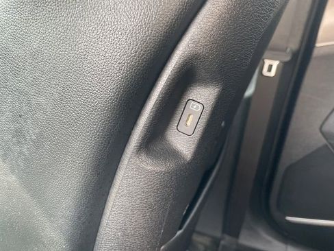 Used 2023 Kia Sportage SX image 20