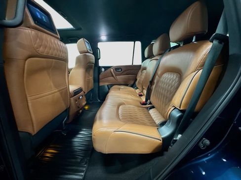 Used 2021 INFINITI QX80 Sensory w/ All-Season Package AWD/4WD image 32