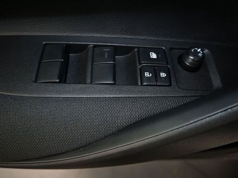 Used 2025 Toyota Corolla LE image 11