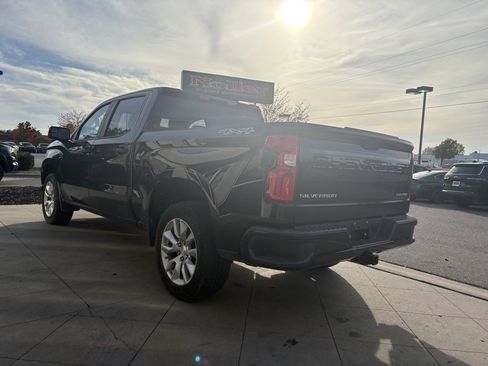 Used 2020 Chevrolet Silverado 1500 Custom w/ Custom Value Package image 7