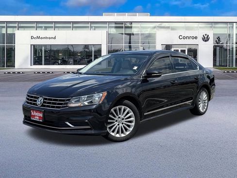 Used 2017 Volkswagen Passat 1.8T SE FWD image 1