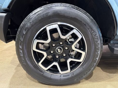 Used 2022 Ford Bronco Outer Banks image 59