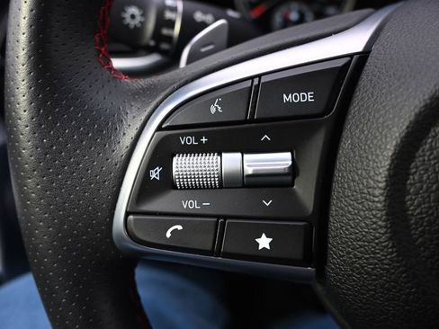 Used 2023 Genesis G70 2.0T w/ Sport Prestige Package image 35