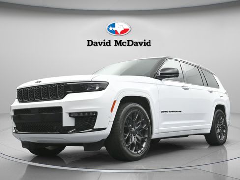 Used 2024 Jeep Grand Cherokee L Summit image 32