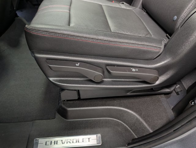 Used 2022 Chevrolet Tahoe RST w/ Luxury Package AWD/4WD image 14