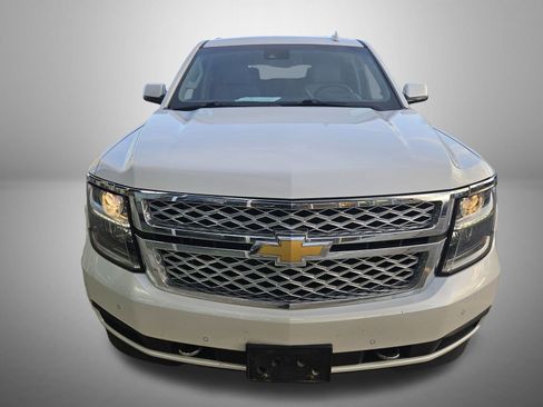 Used 2016 Chevrolet Tahoe LT w/ LT Signature Package image 2