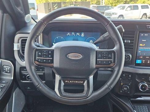 Used 2024 Ford F250 Platinum AWD/4WD image 16