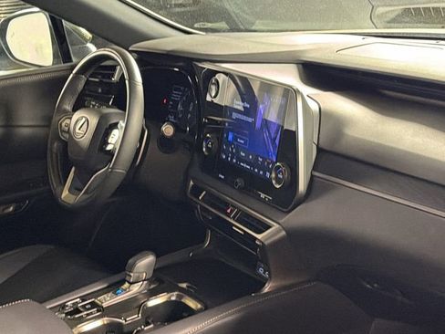 Used 2023 Lexus RX 350 Premium w/ Cold Area Package AWD/4WD image 13