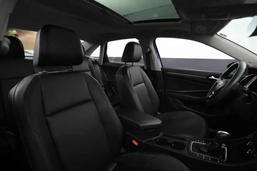 Used 2019 Volkswagen Jetta SEL FWD image 48